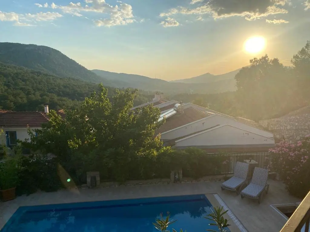 Real estate in Uzumlu